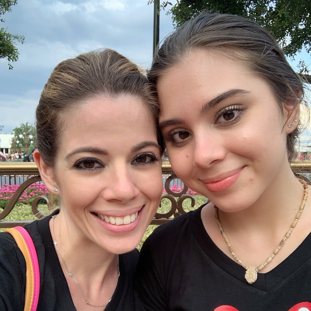 Meet your Posher, Fatima